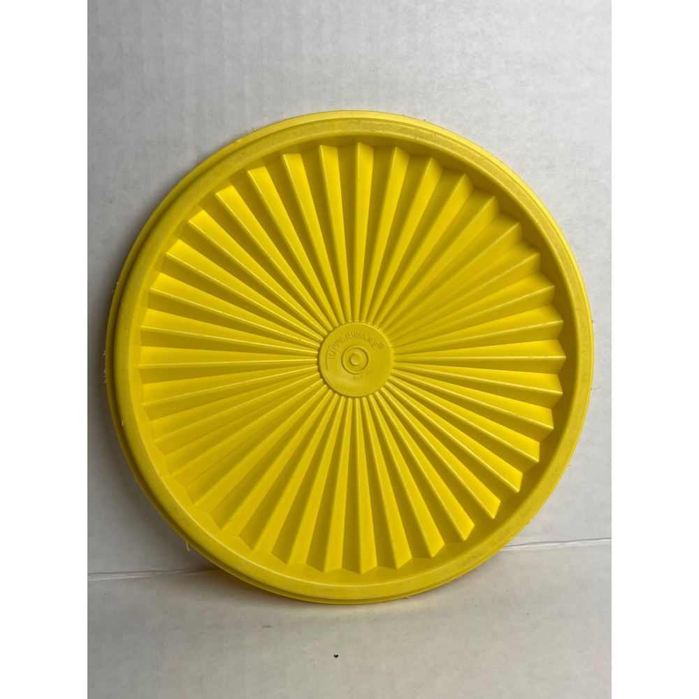 Tupperware Vintage Yellow Sunburst Lid Replacement 808-42 Accordion Pleated 6.5"